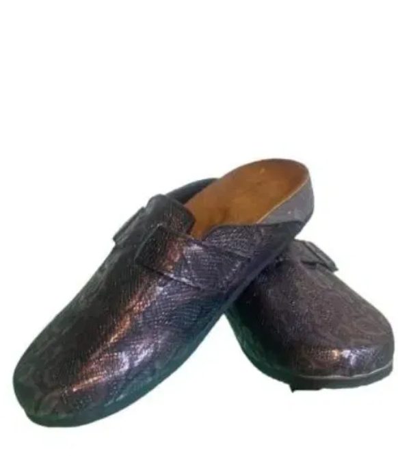 Onyx Serpent Clog